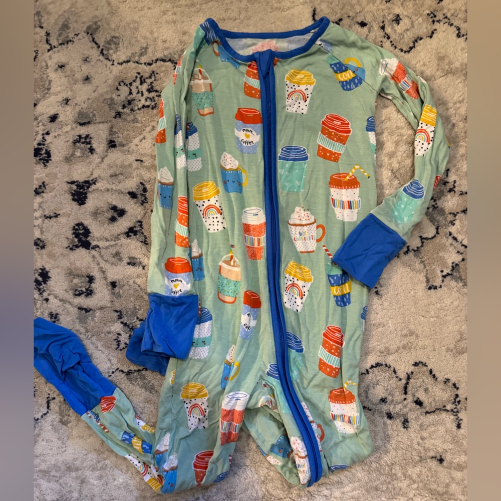 Zippy- Little Sleepies/ 2T/ Love you a Latte/ play